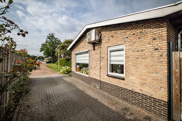 Foto 7 van J. Evertsenstraat 38