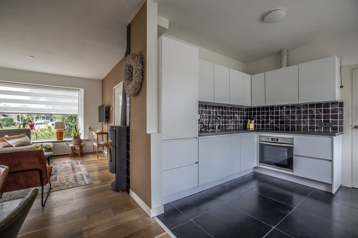 Foto 14 van J. Evertsenstraat 38