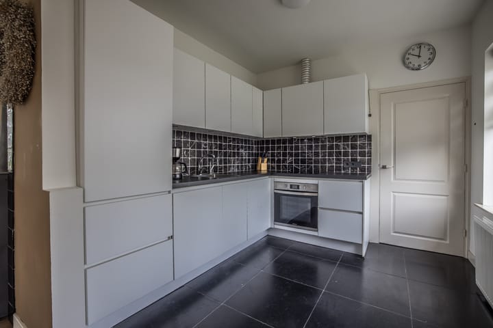 Foto 15 van J. Evertsenstraat 38