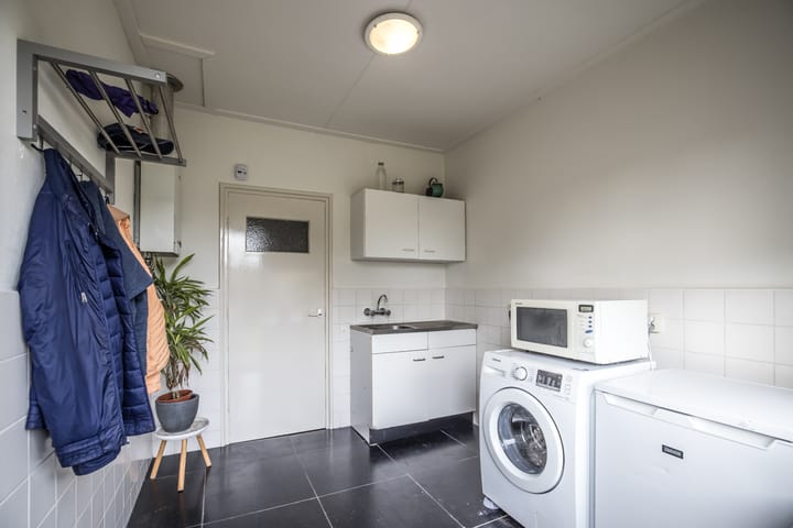 Foto 16 van J. Evertsenstraat 38