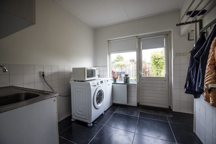 Foto 17 van J. Evertsenstraat 38