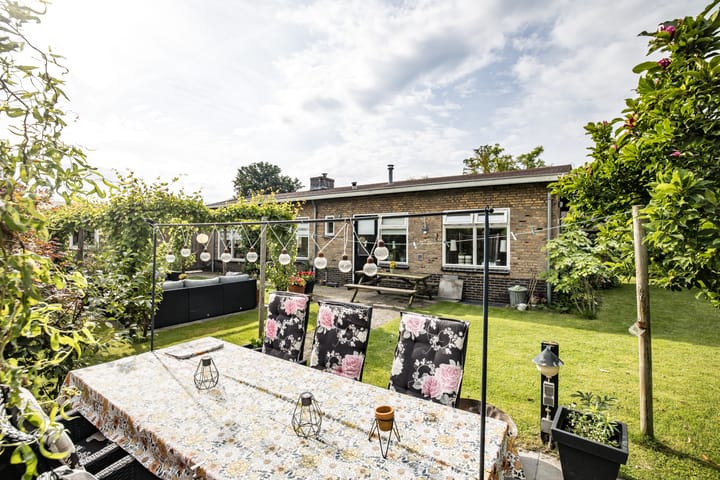 Foto 29 van J. Evertsenstraat 38