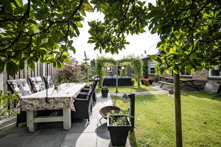 Foto 30 van J. Evertsenstraat 38