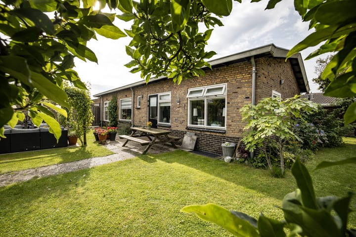 Foto 34 van J. Evertsenstraat 38