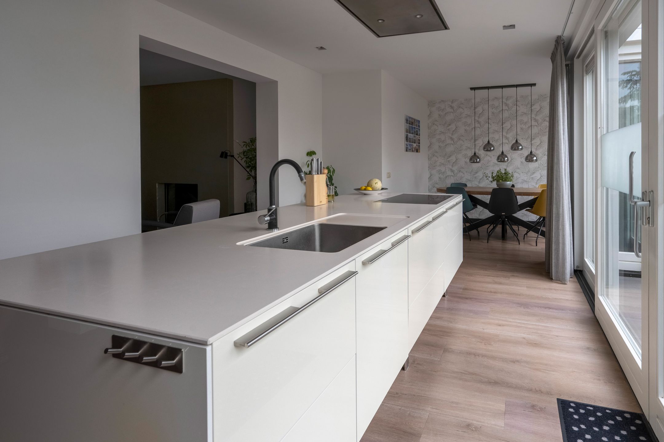 Foto 3 van Witrugspecht 18