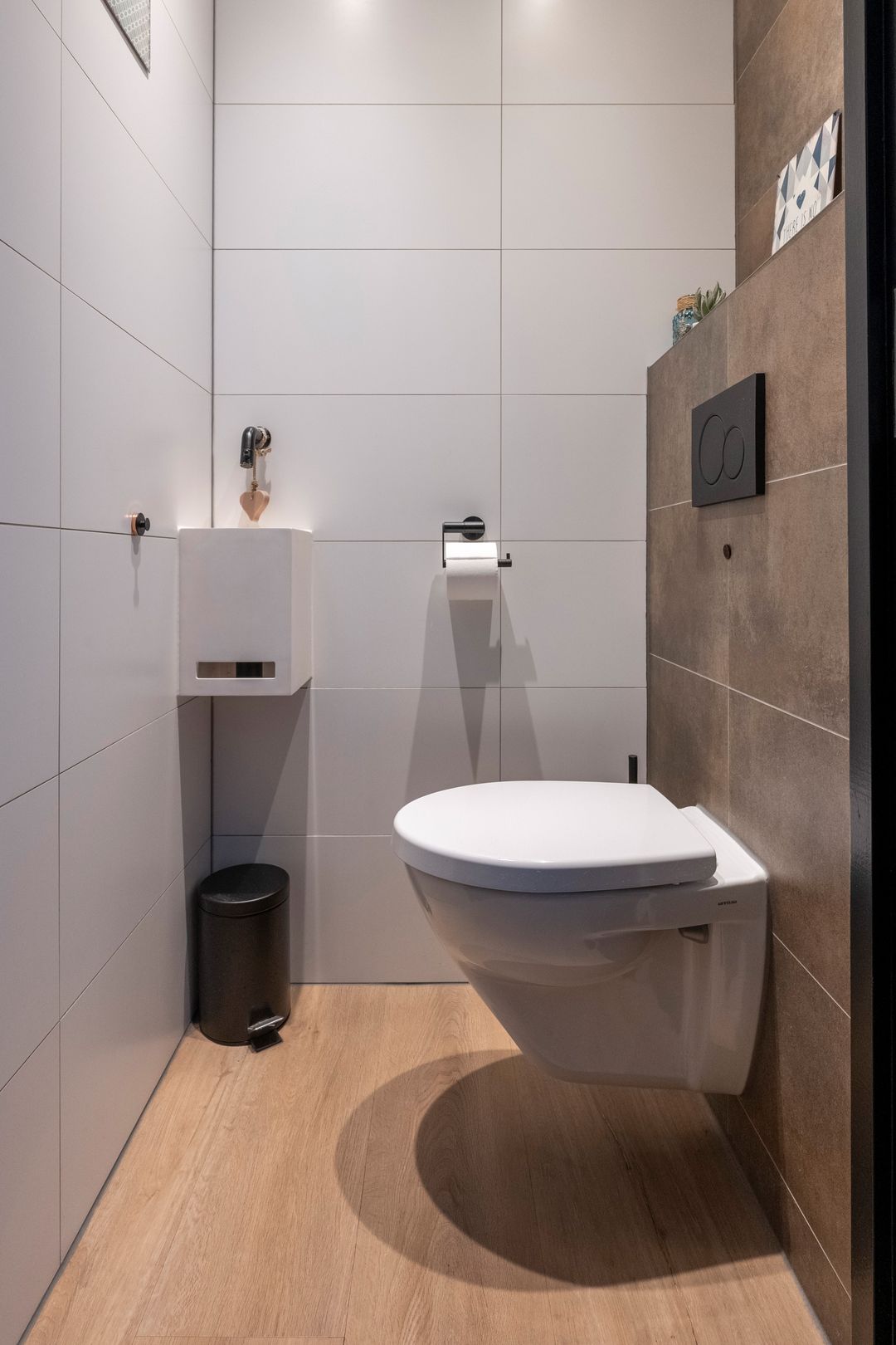 Foto 16 van Witrugspecht 18