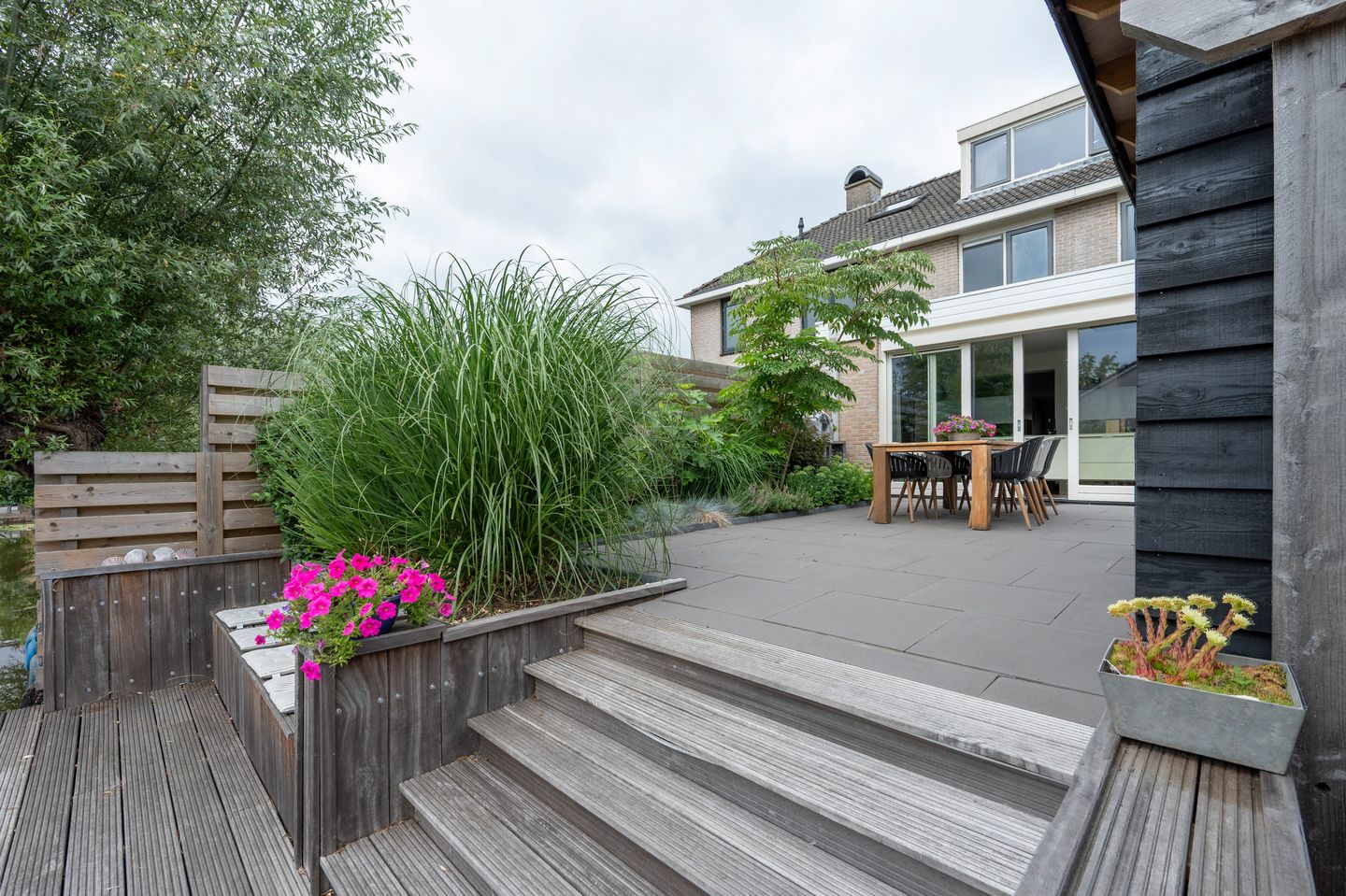 Foto 35 van Witrugspecht 18