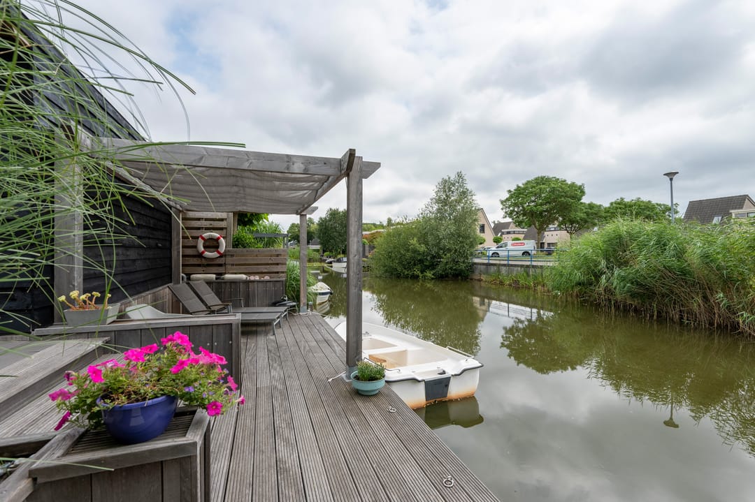 Foto 37 van Witrugspecht 18