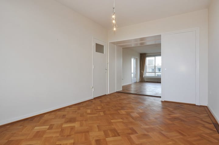 Foto 23 van Van Alkemadelaan 828