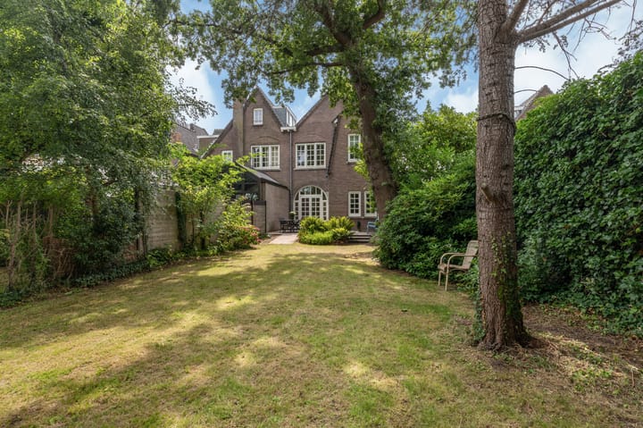 Foto 25 van Regentesselaan 10