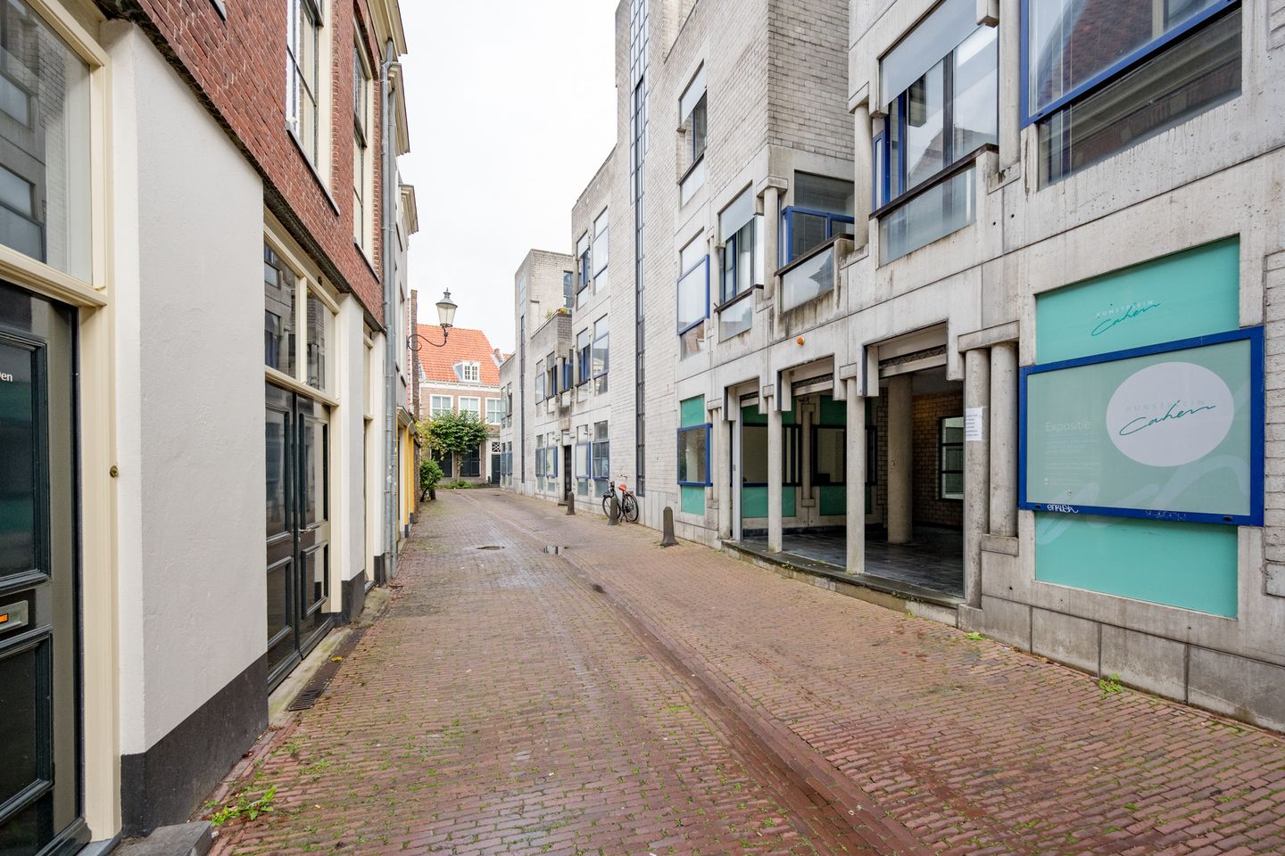 View photo 2 of Muurhuizen 104
