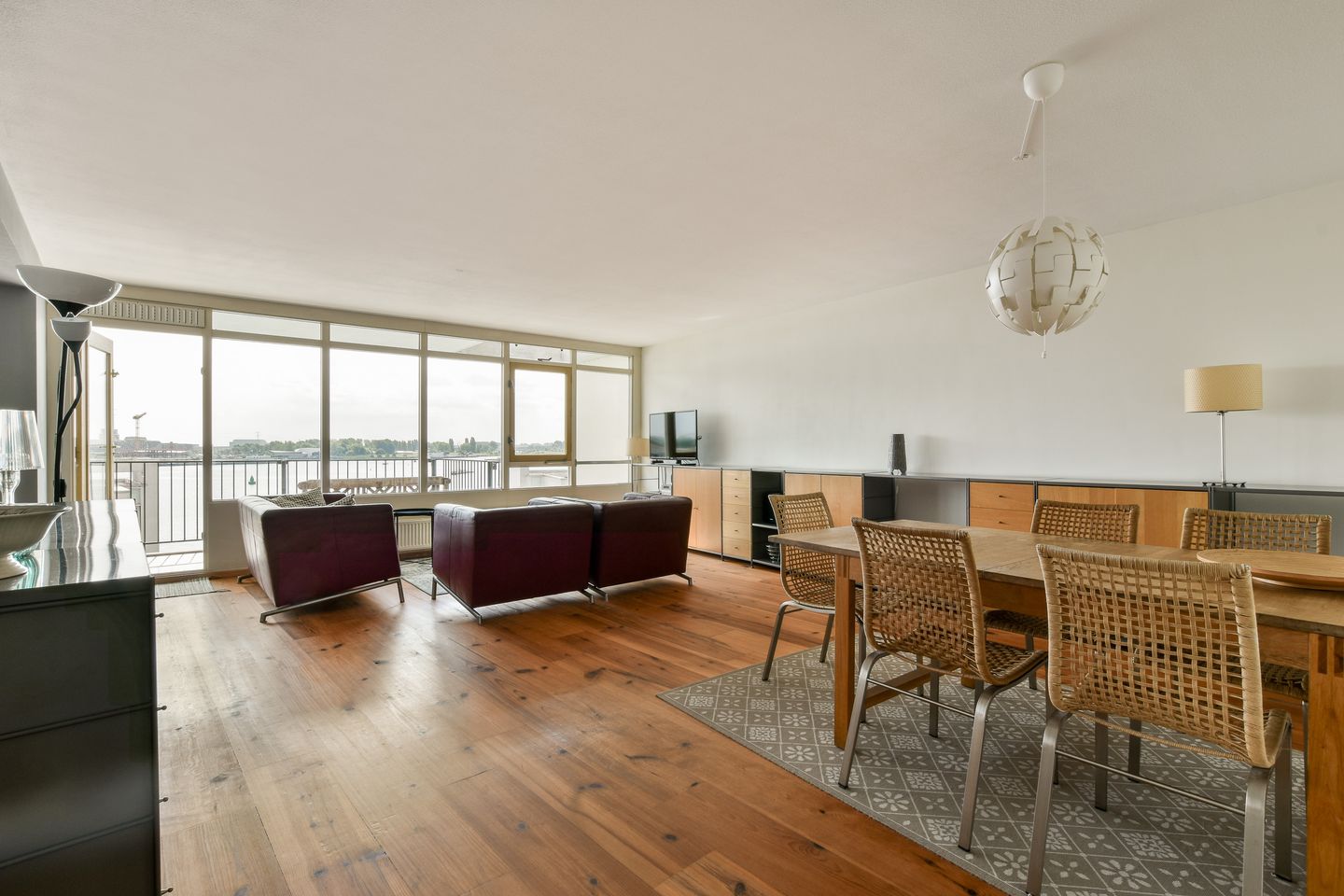 Foto 4 van Venetiëhof 120