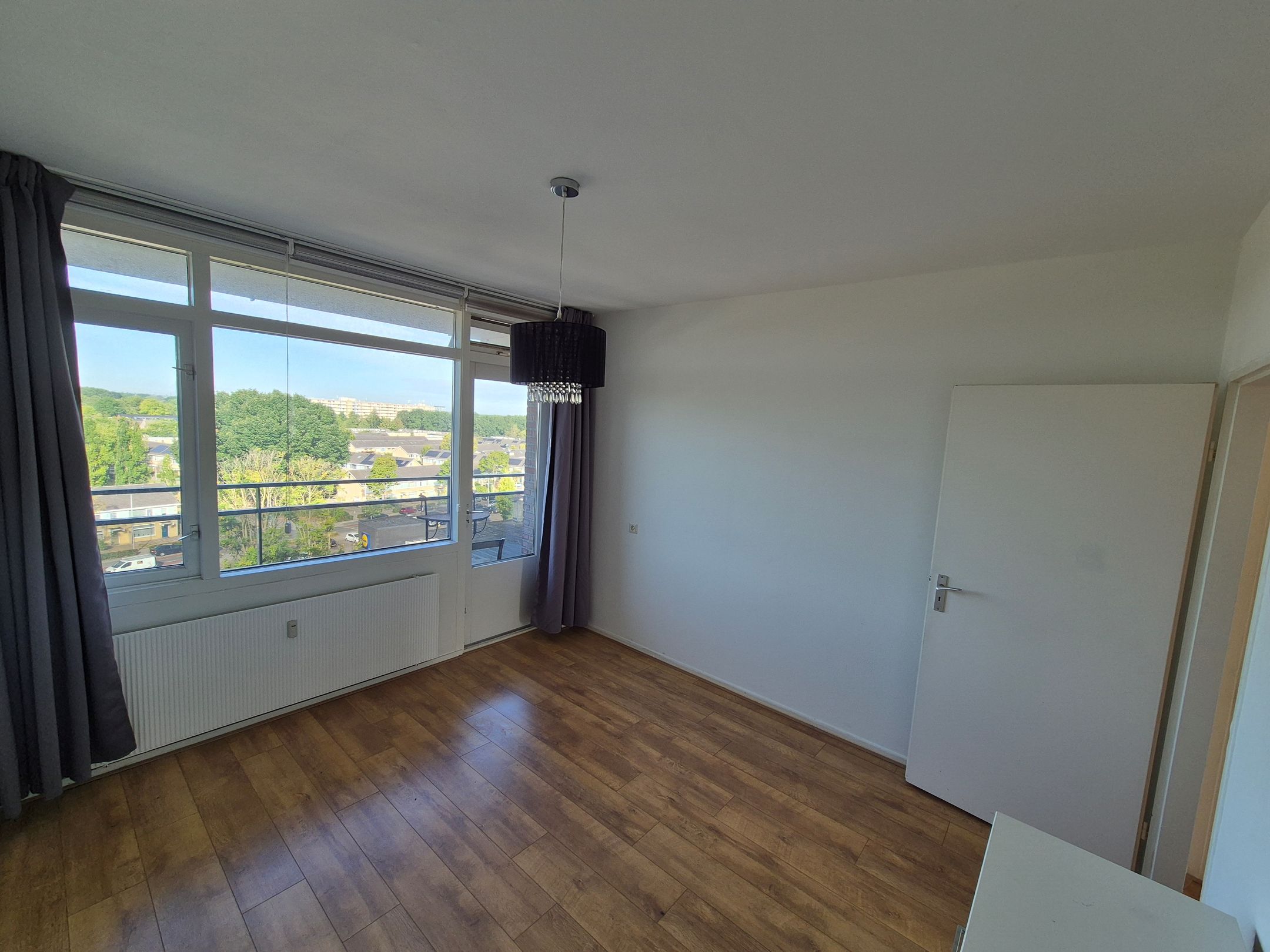 Foto 18 van Nederlandplein 40