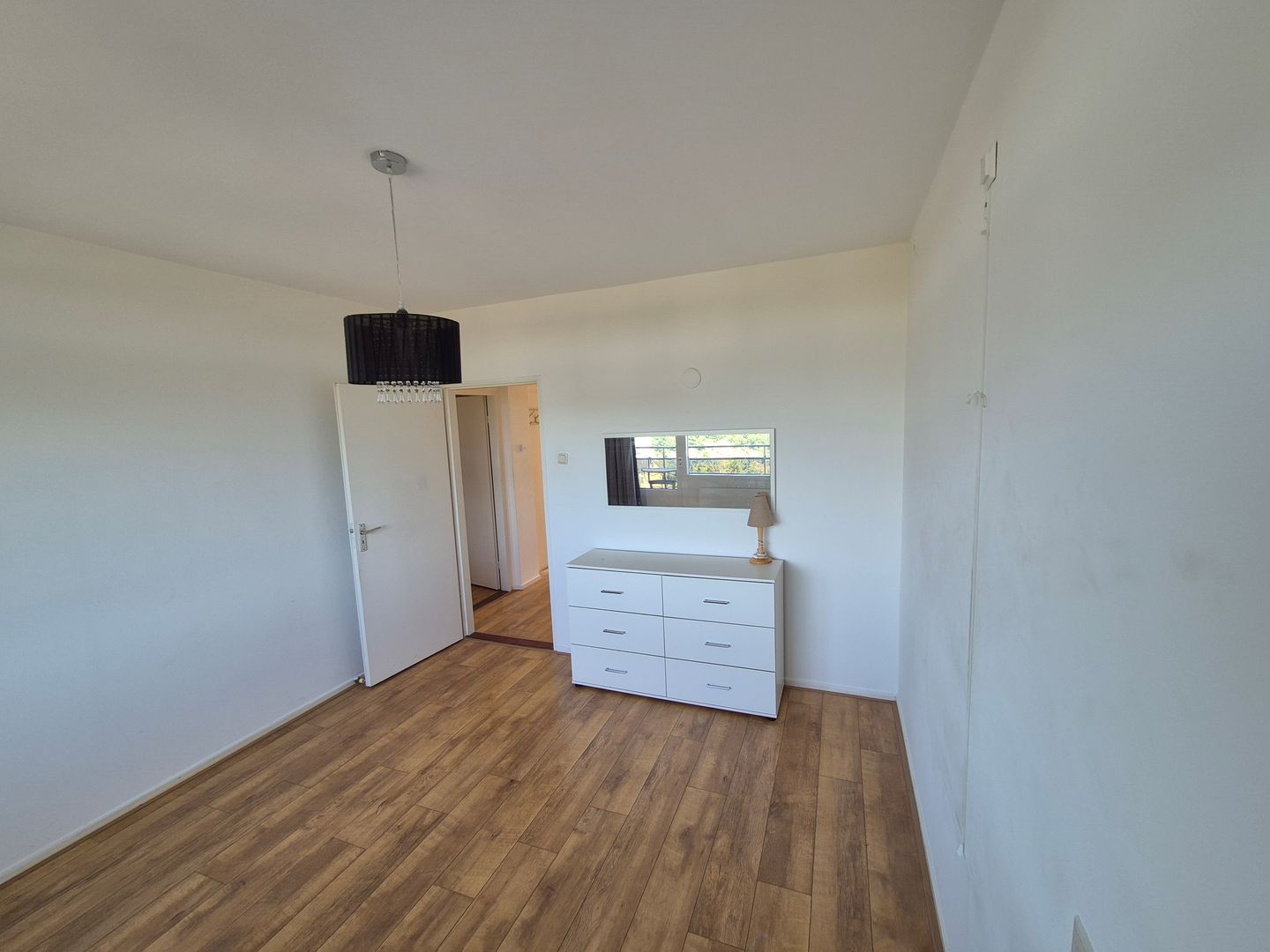 Foto 20 van Nederlandplein 40