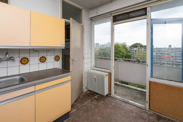 Foto 12 van Van der Helmstraat 313