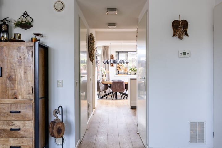 Photo 16 of Merel 15