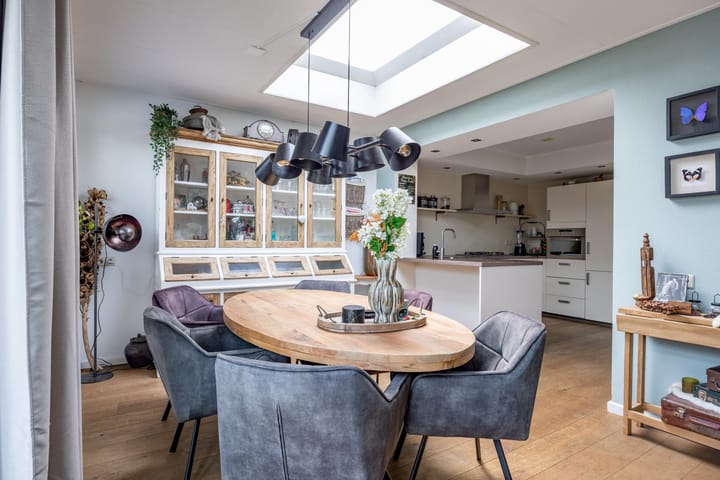 Photo 24 of Merel 15