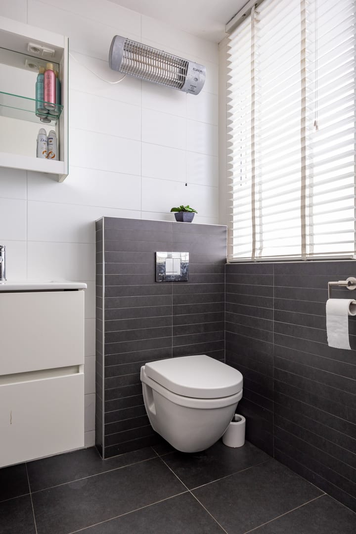 Photo 43 of Merel 15