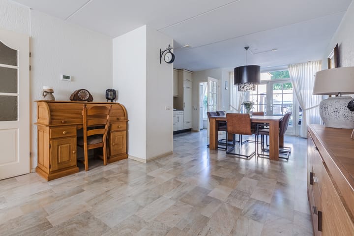 Foto 2 van Melkweg 56