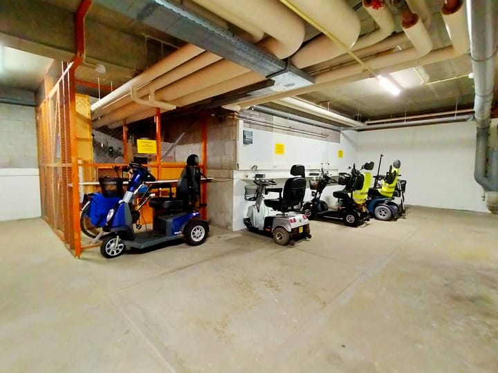 Foto 30 van Helper Brink 61