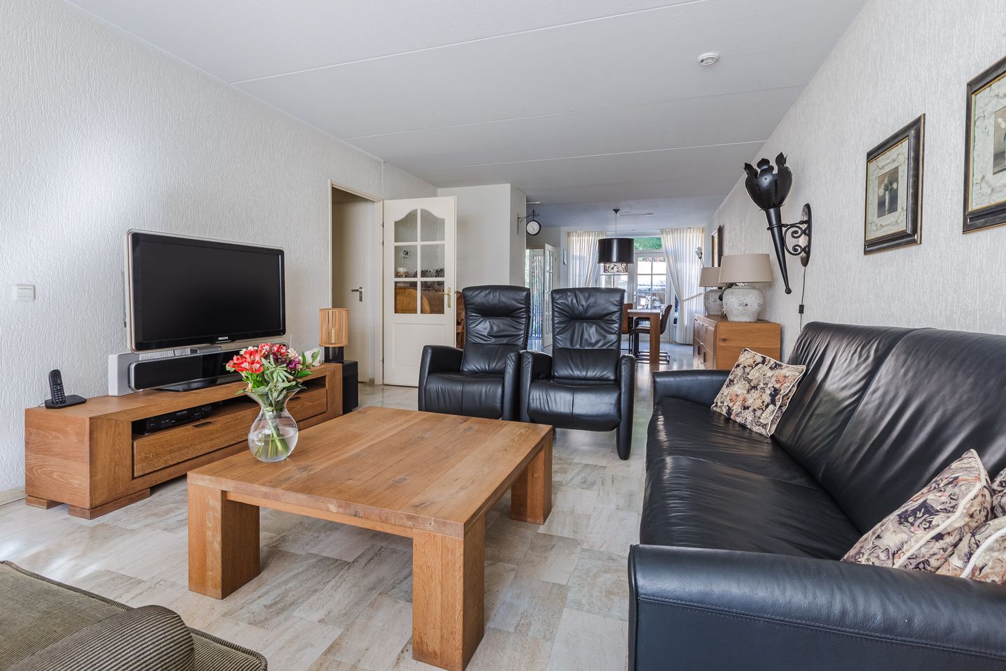 Foto 10 van Melkweg 56