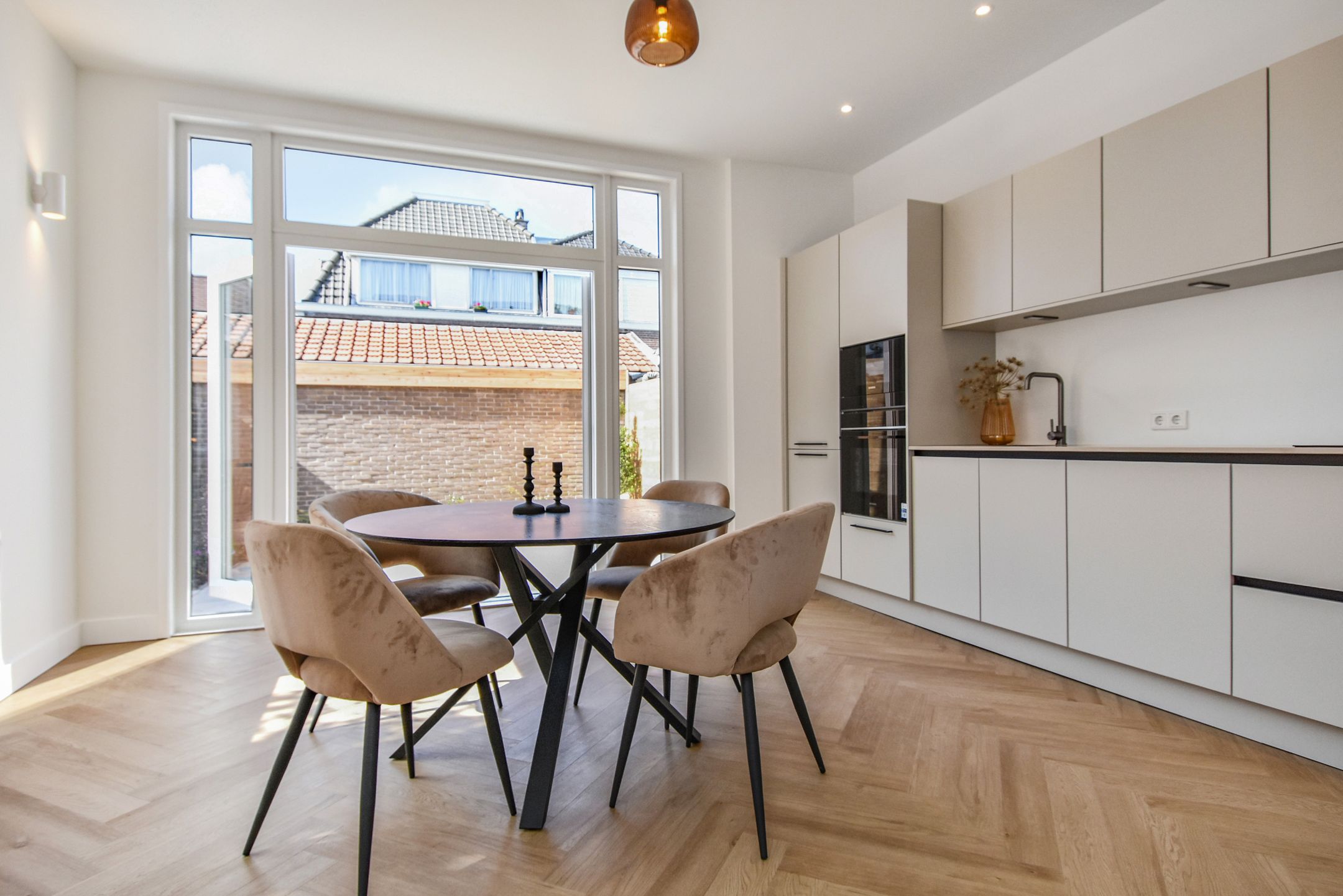 Photo 3 of Oranjelust 4