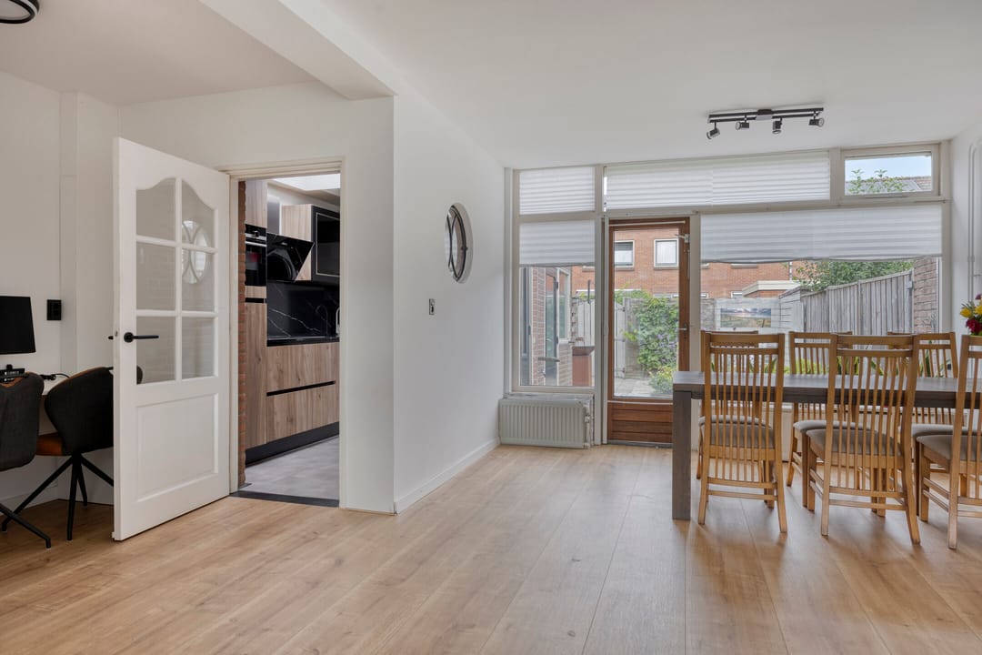 Foto 8 van Leeghwaterstraat 39