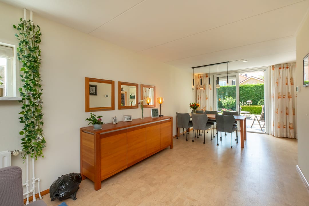 Foto 8 van H. Roland Holstlaan 56