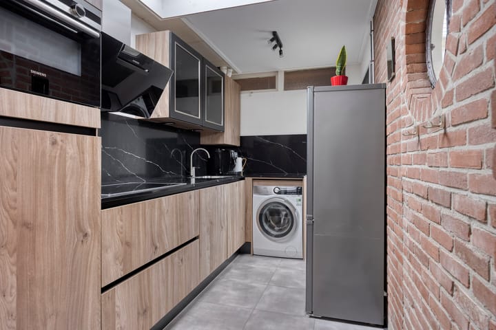 Foto 10 van Leeghwaterstraat 39