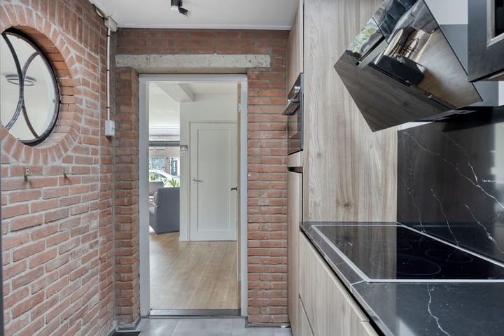 Foto 11 van Leeghwaterstraat 39