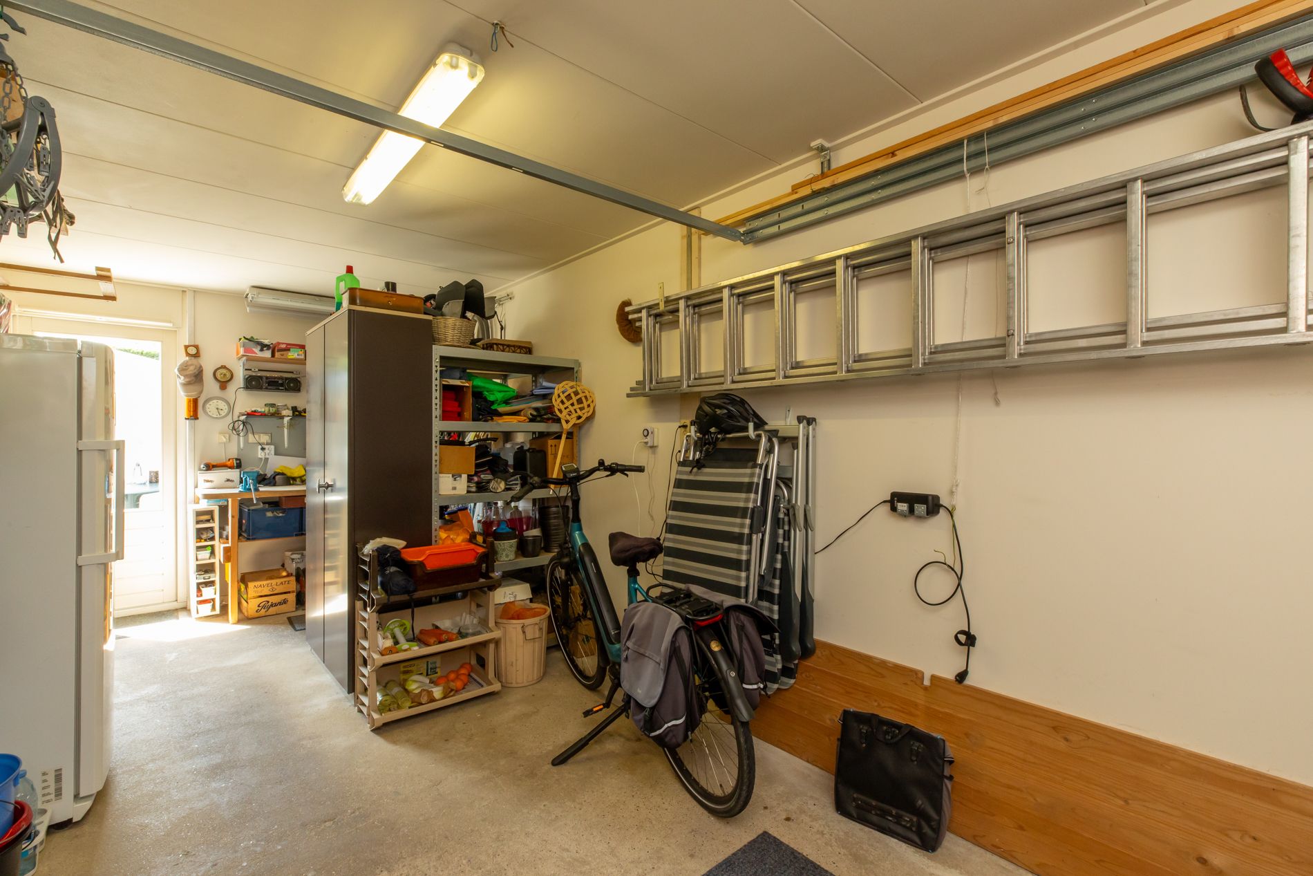 Foto 15 van H. Roland Holstlaan 56