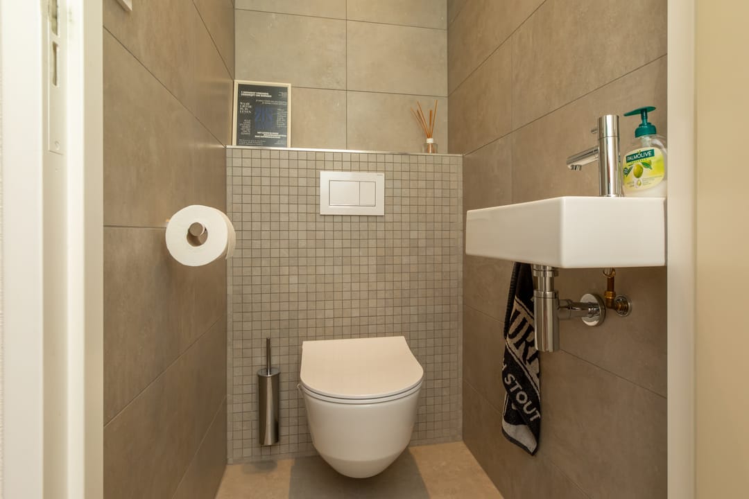 Foto 16 van H. Roland Holstlaan 56