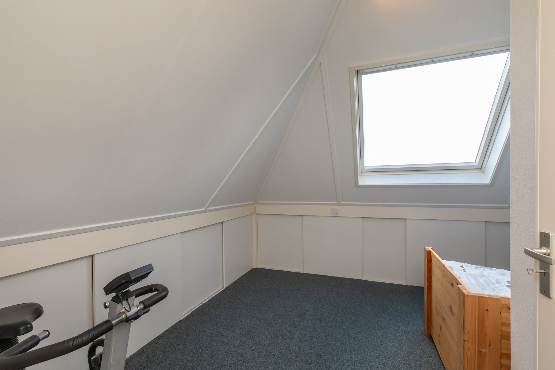 Foto 30 van H. Roland Holstlaan 56