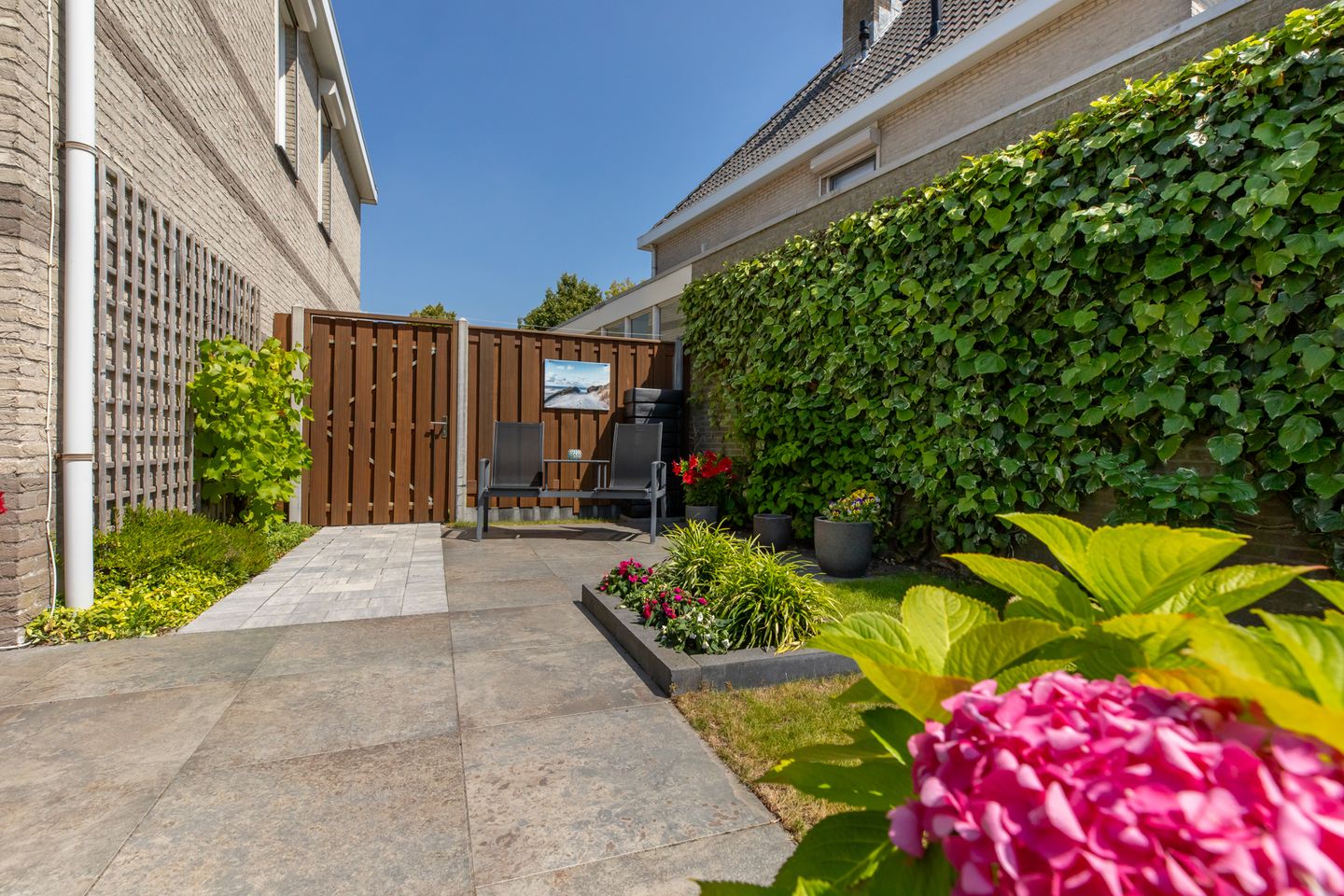 Foto 34 van H. Roland Holstlaan 56