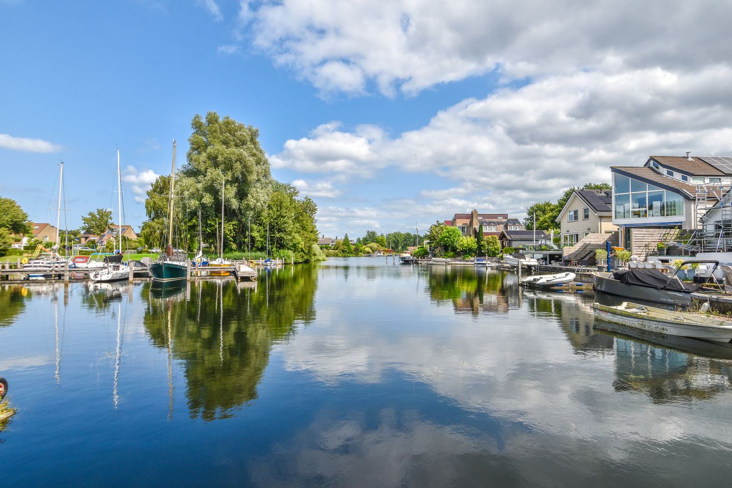 Foto 1 van Wijkplaats 14