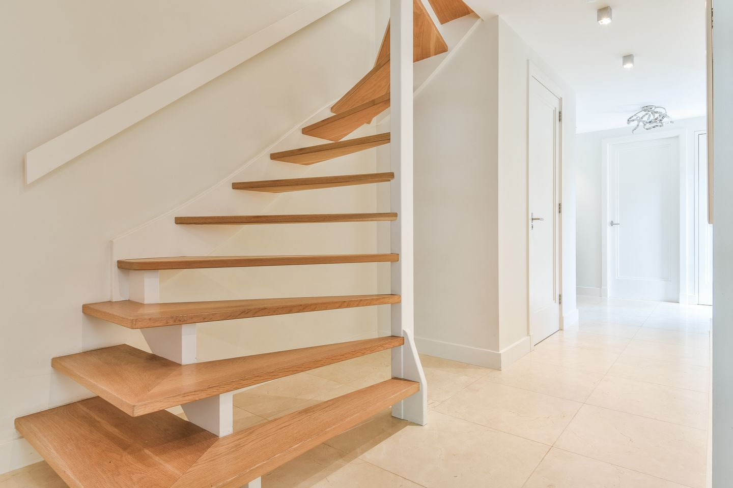 Foto 19 van Wijkplaats 14