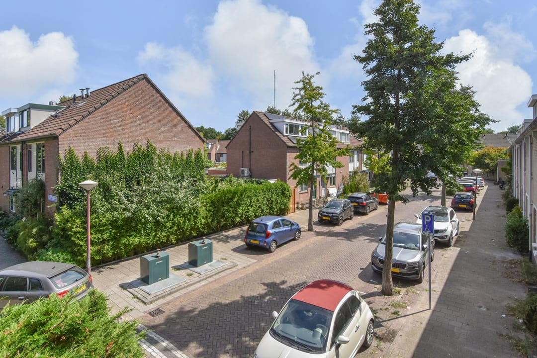 Photo 37 of Dr. R.J. Fruinstraat 34