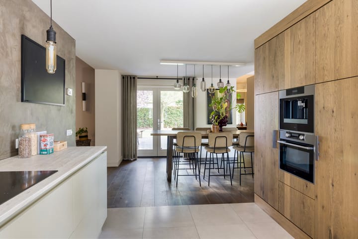 Foto 24 van Brand 16