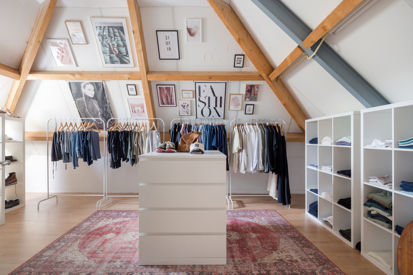 Foto 40 van Brand 16