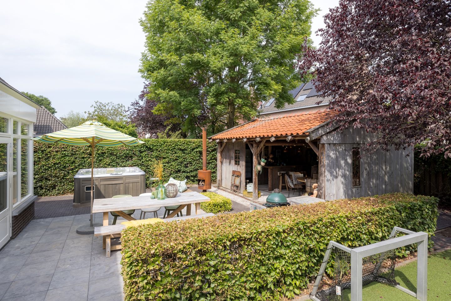 Foto 49 van Brand 16