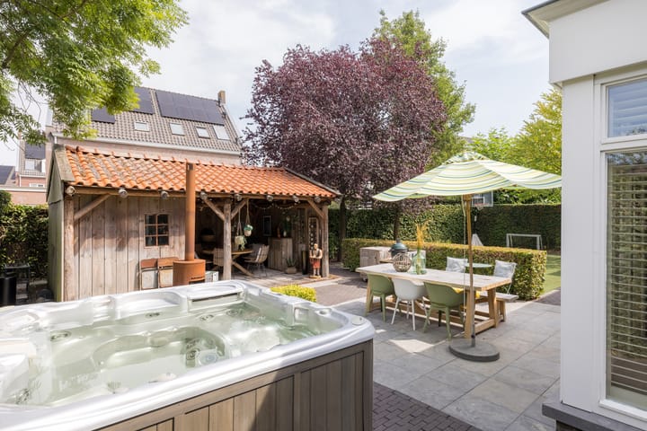 Foto 50 van Brand 16