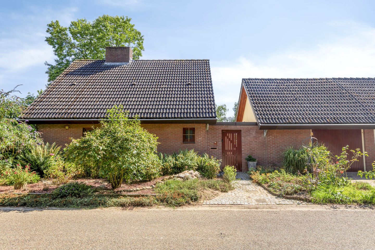 Foto 40 van Burg. Snijdersstraat 3