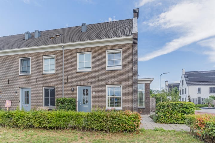 Foto 33 van Fluitenkruid 35