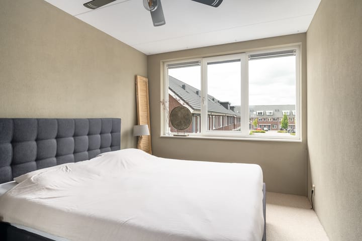 Foto 20 van Arent van Lierstraat 13-D