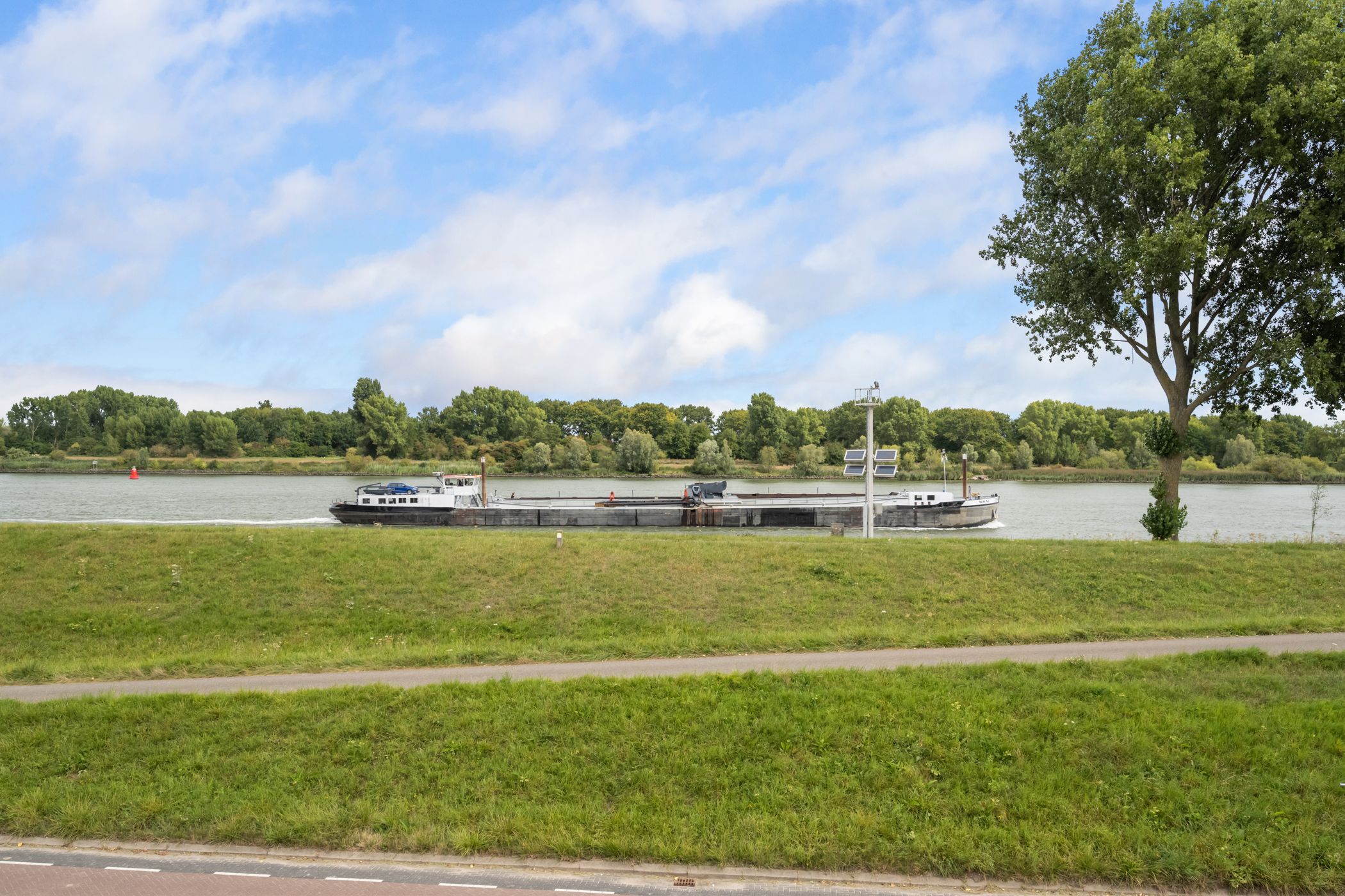 Foto 30 van Arent van Lierstraat 13-D