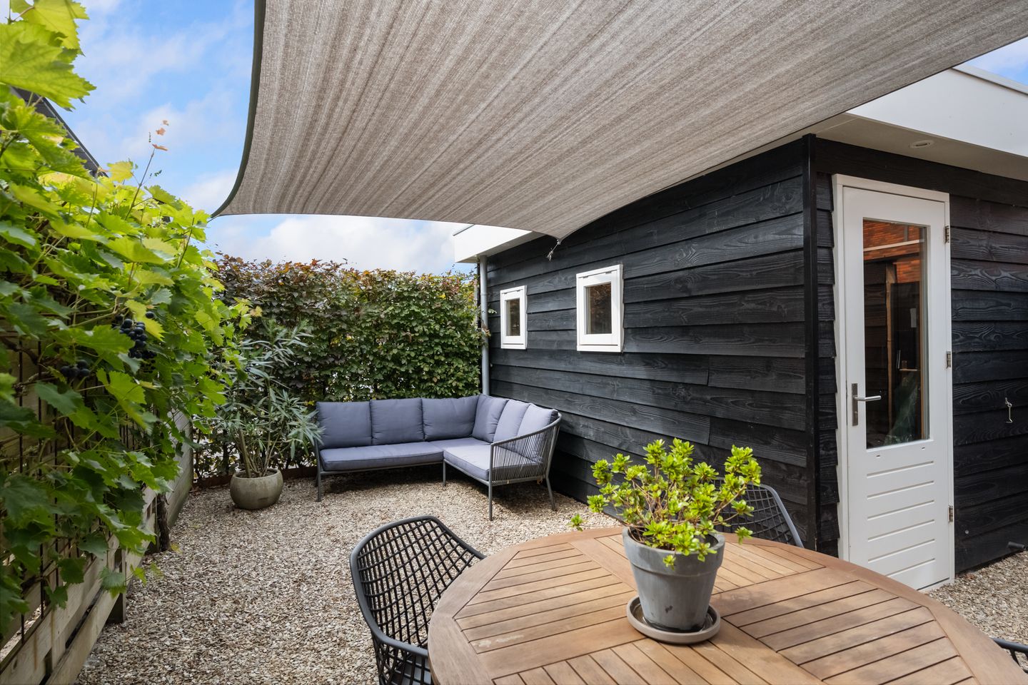 Foto 35 van Arent van Lierstraat 13-D