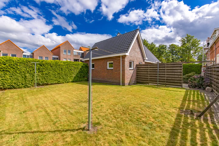 Foto 42 van Hoofdstraat 84