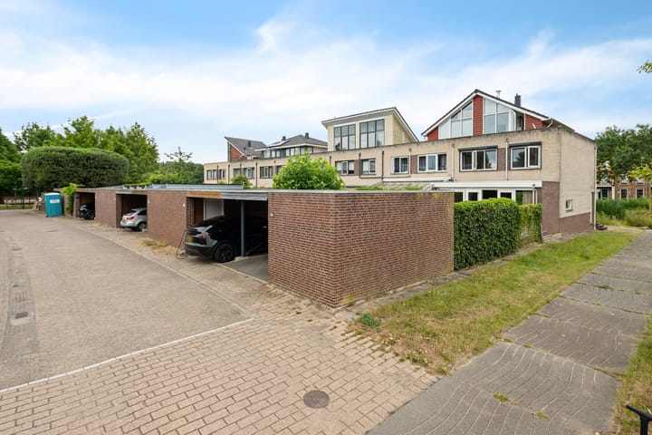 Foto 2 van Fonteinwater 87