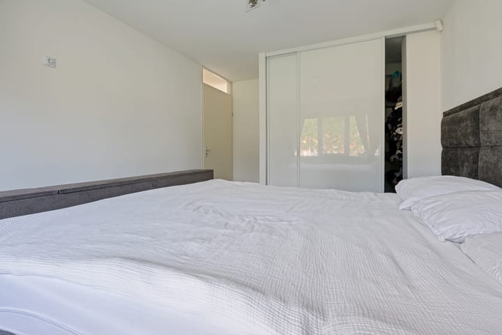 Foto 19 van Fonteinwater 87