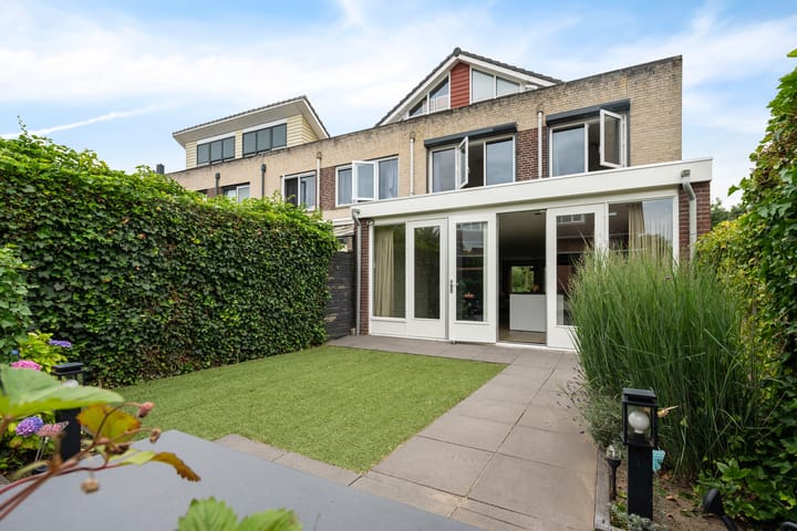 Foto 32 van Fonteinwater 87